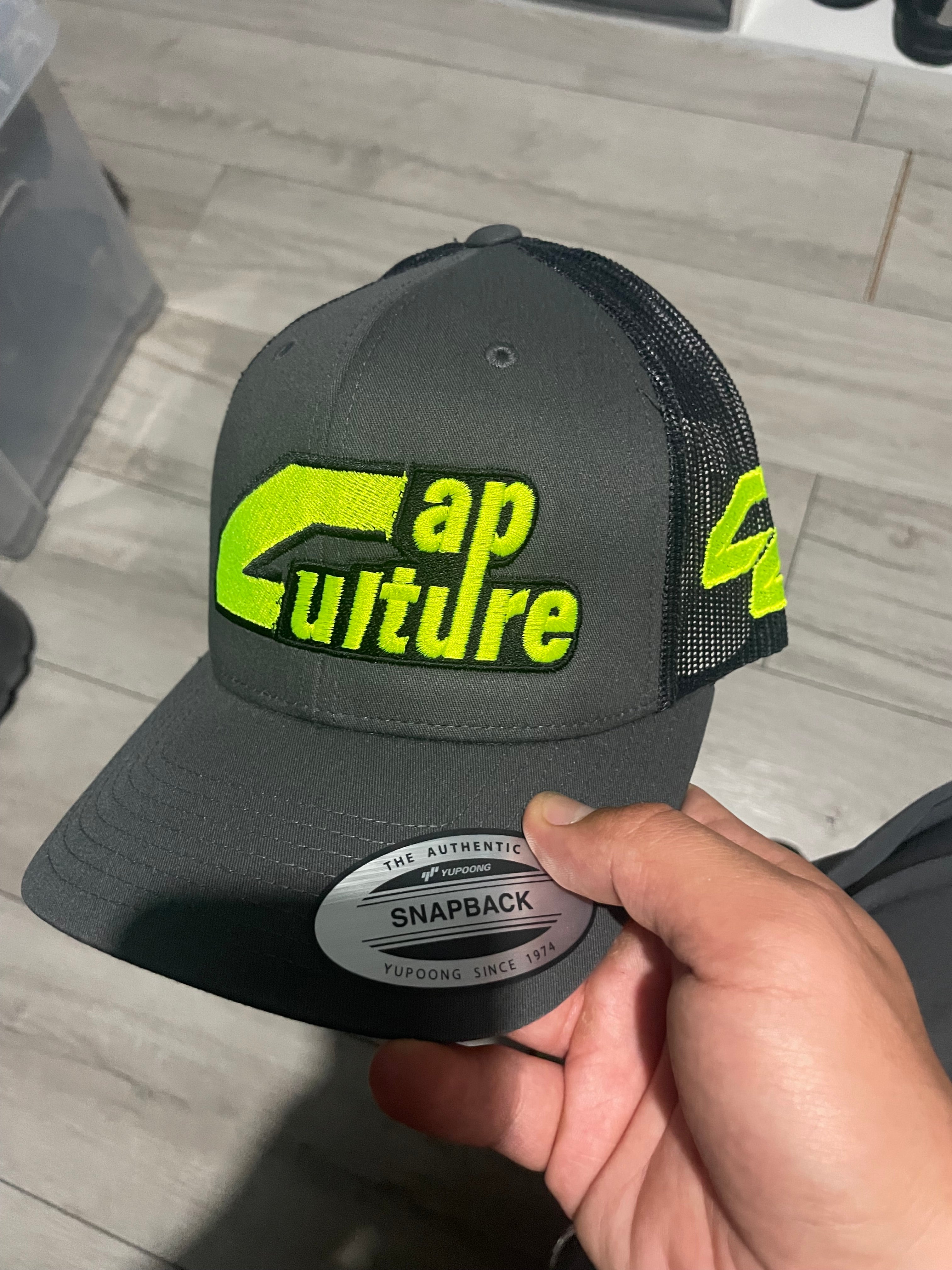 CAPCULTURE LOGO - NEON/ GREY