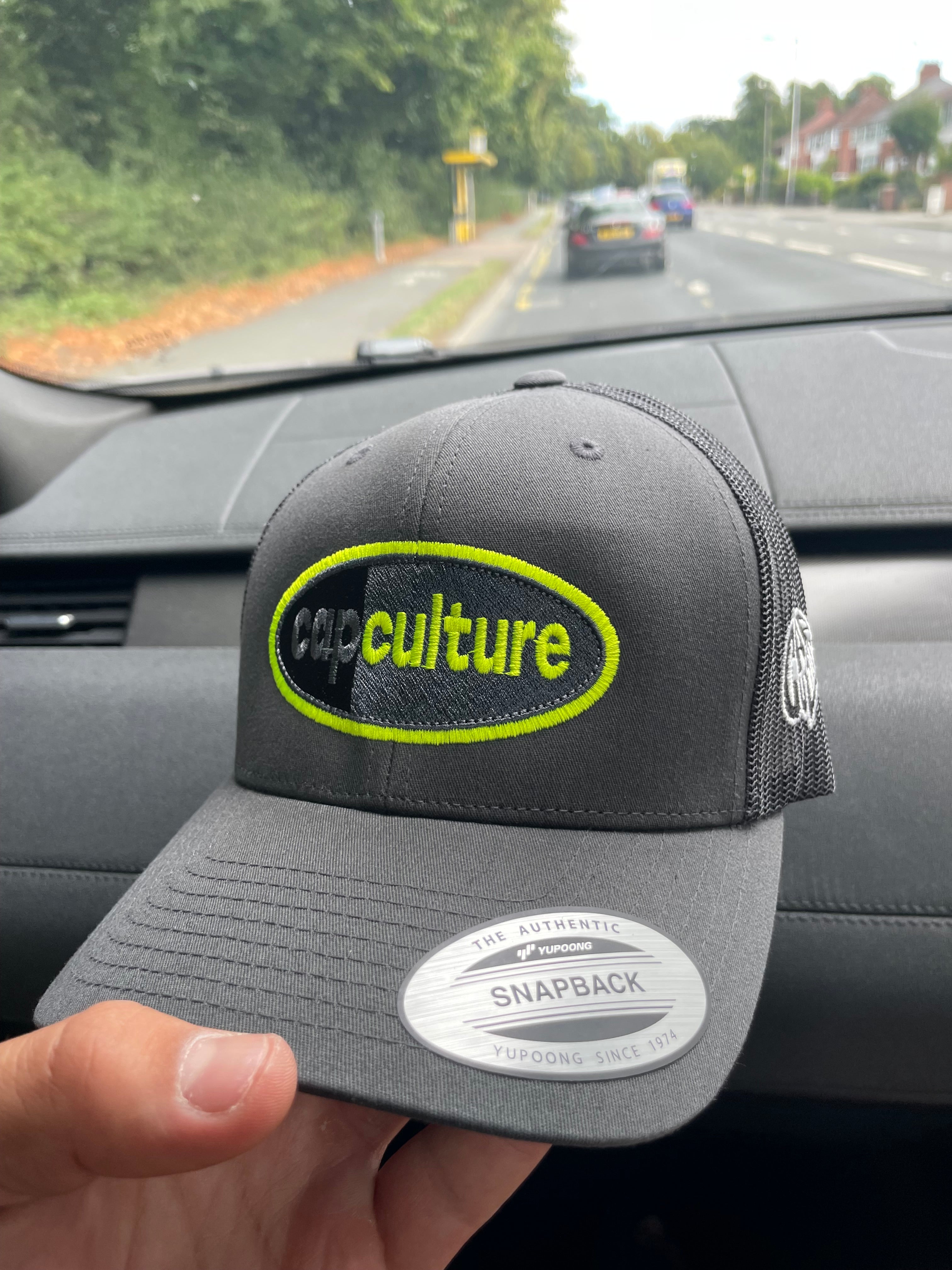 CC Logo - GREY/NEON