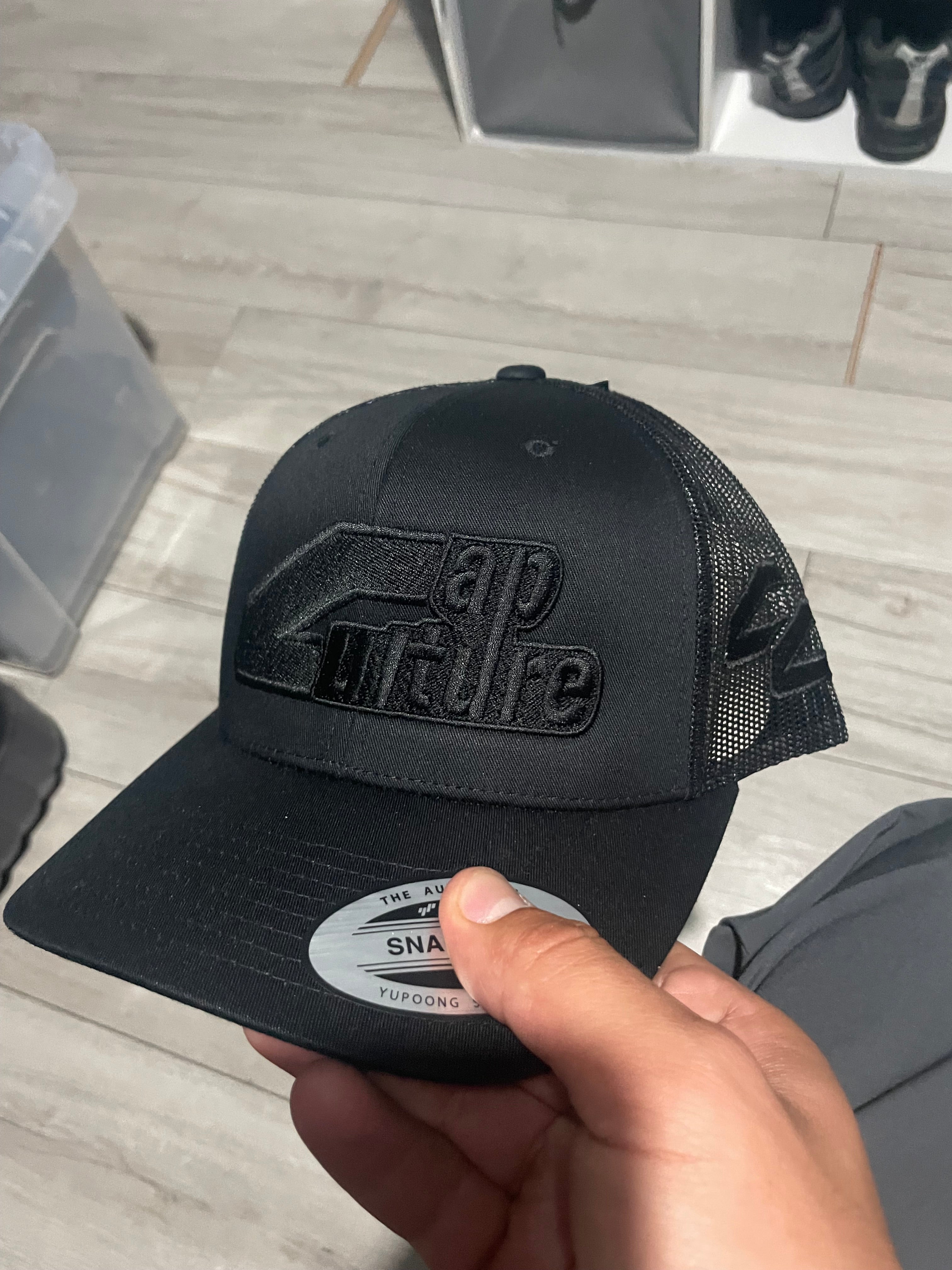 CAPCULTURE LOGO - BLACK/BLACK
