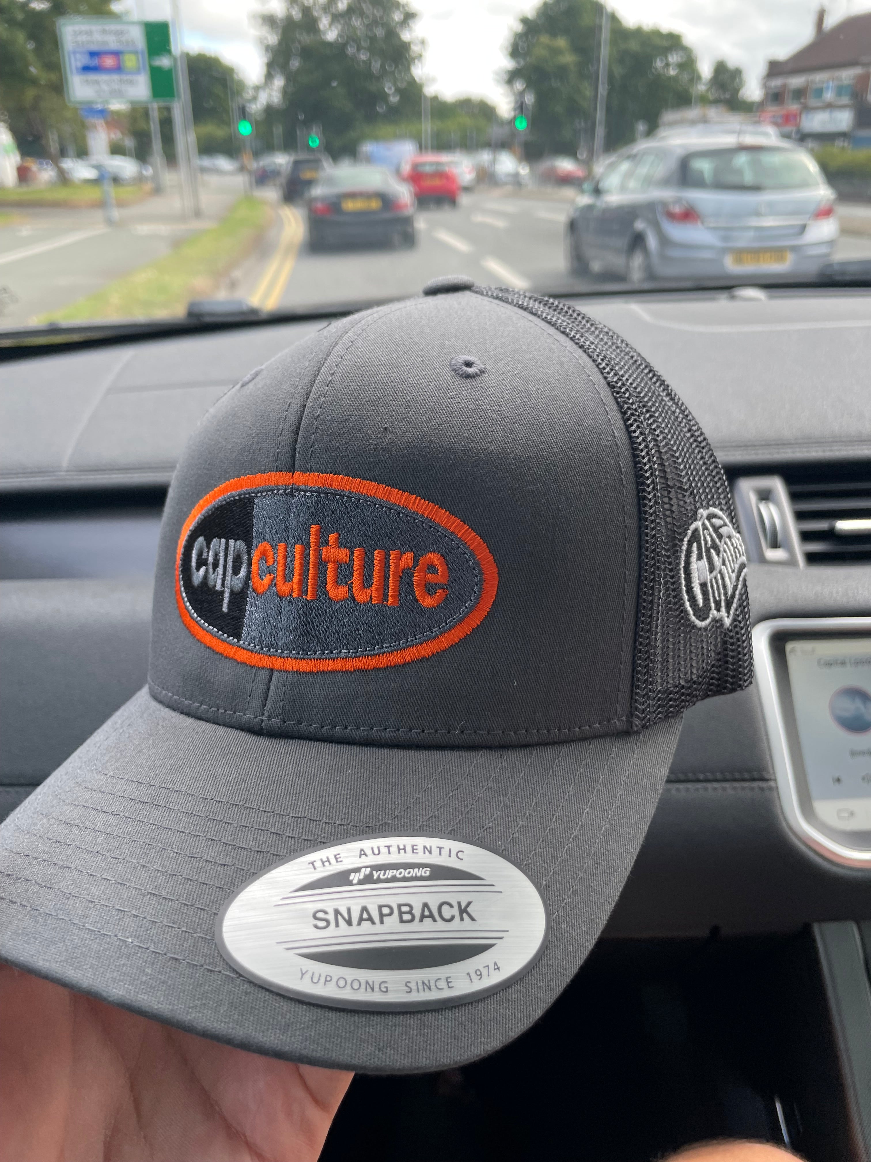 CC Logo - GREY/ORANGE