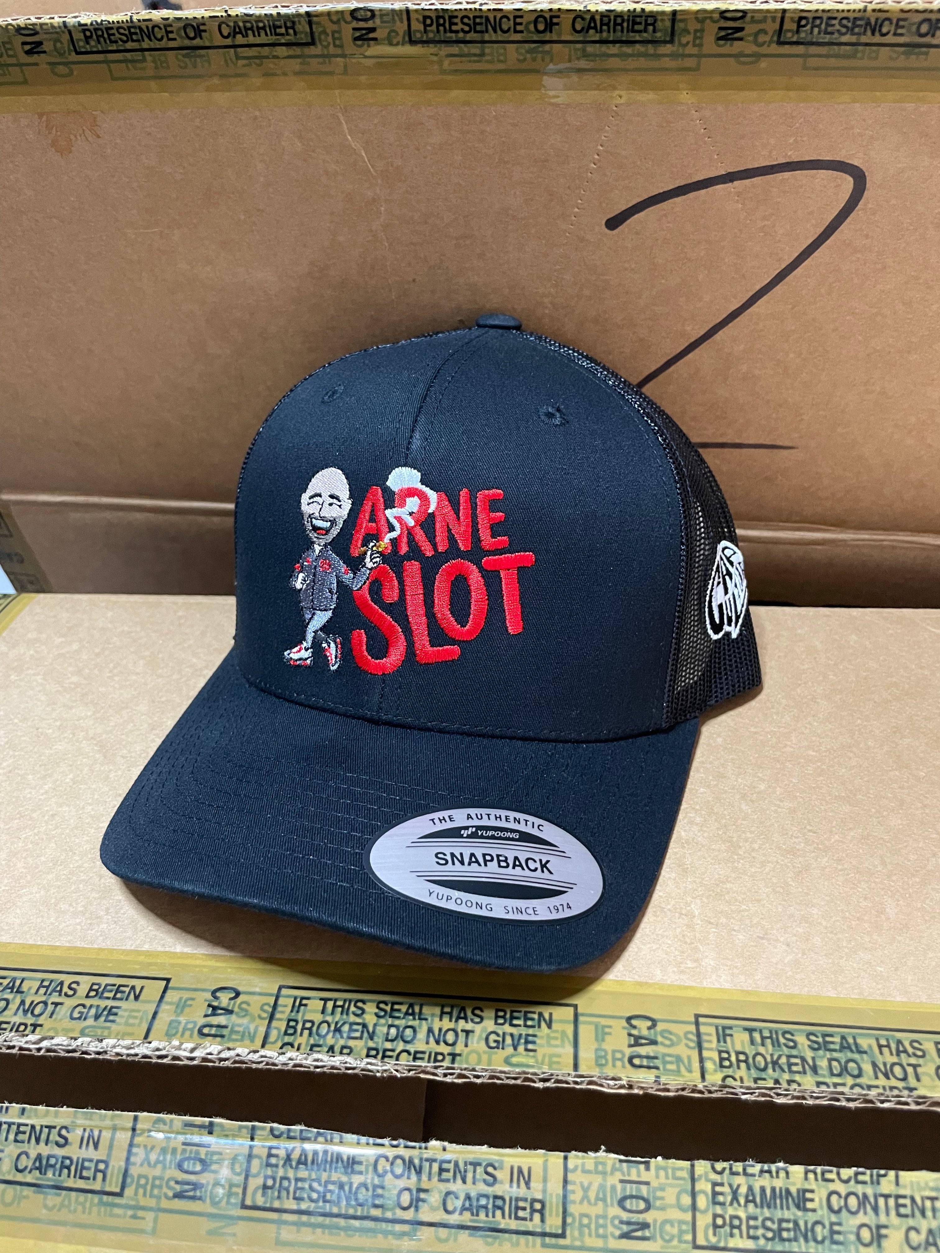 Arne slot - BLACK